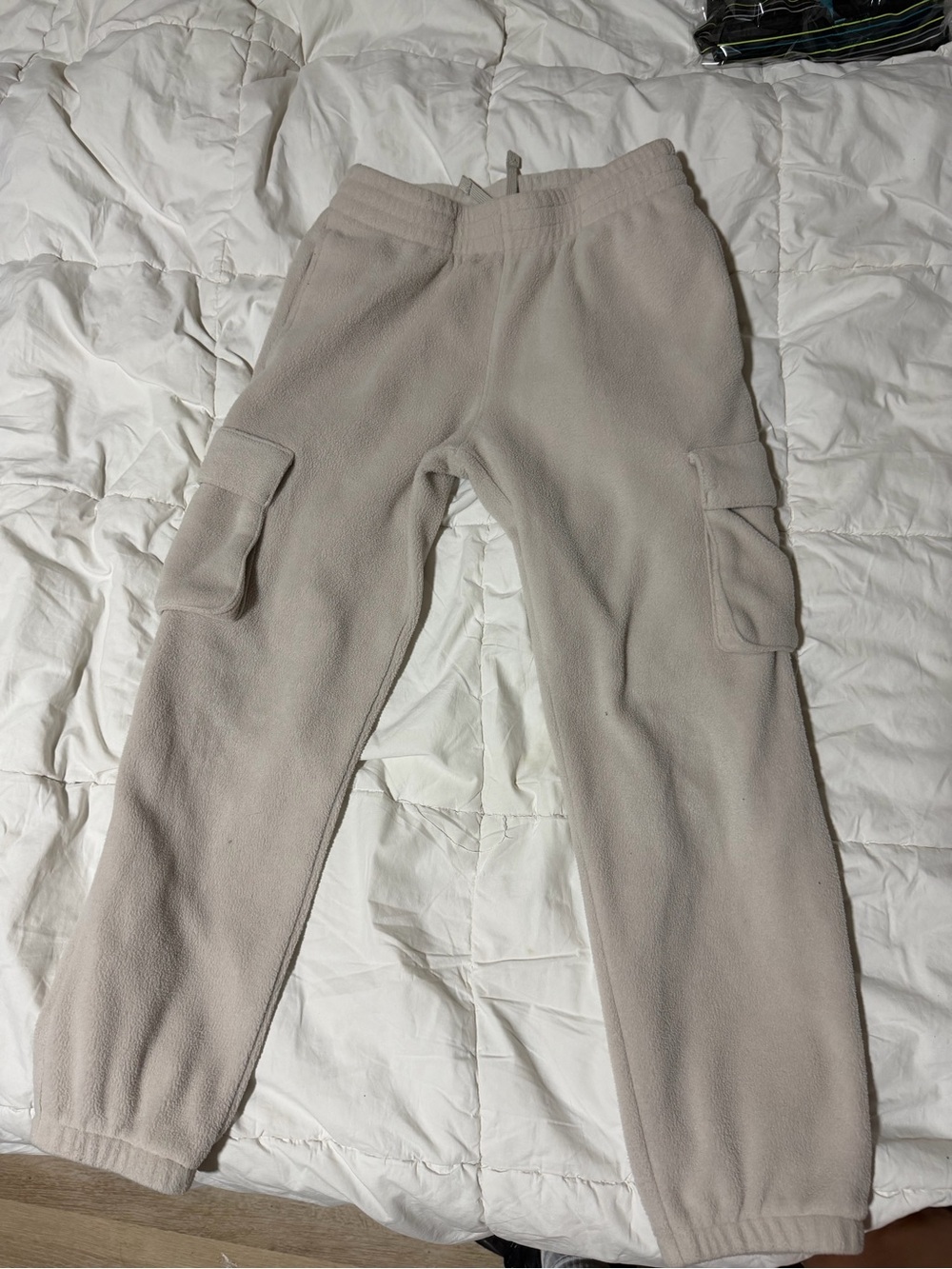 Boys Cargo Fleece Pants in Light Beige